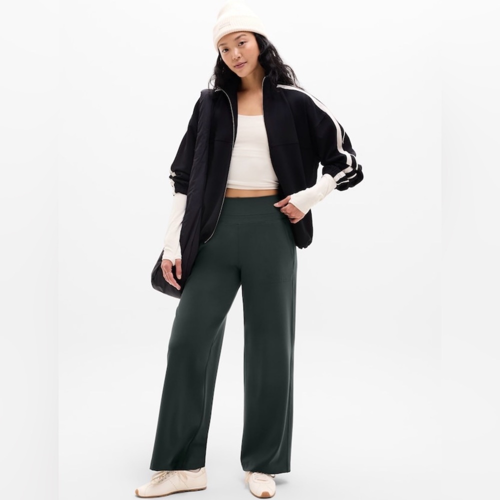 NWT Athleta Venice Wide Leg Elm Pant size Medium